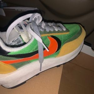 Nike sacai size 7